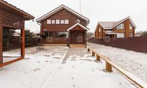 Дом 140м&sup2;, 2-этажный, участок 0 сот.  