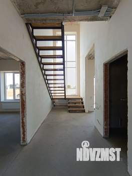 Дом 215м², 2-этажный, участок 8 сот.  