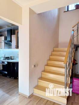 Коттедж 250м&sup2;, 2-этажный, участок 8 сот.  