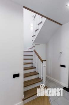 Дом 120м&sup2;, 2-этажный, участок 4 сот.  