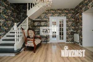 Коттедж 320м&sup2;, 2-этажный, участок 6 сот.  