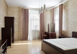 Дом 259м&sup2;, 2-этажный, участок 6 сот.  