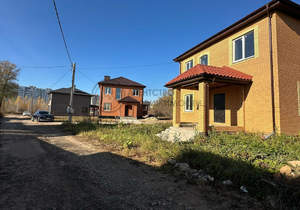 Дом 130м², 2-этажный, участок 5 сот.  