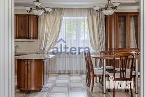 Коттедж 270м², 3-этажный, участок 10 сот.  