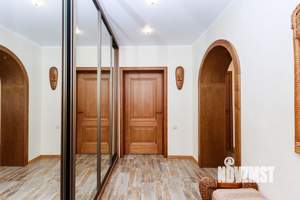 Коттедж 229м&sup2;, 2-этажный, участок 7 сот.  