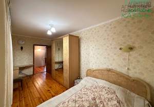 Дом 239м&sup2;, 2-этажный, участок 10 сот.  