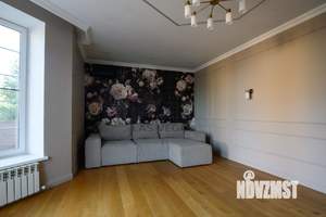 Дом 169м², 3-этажный, участок 6 сот.  