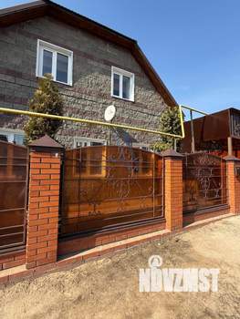 Дом 240м², 2-этажный, участок 10 сот.  