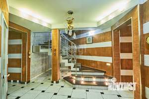 Дом 484м², 3-этажный, участок 17 сот.  