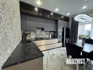 Дом 200м², 3-этажный, участок 4 сот.  