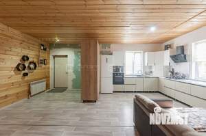 Дом 100м&sup2;, 2-этажный, участок 7 сот.  