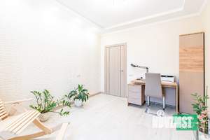 Дом 329м&sup2;, 2-этажный, участок 13 сот.  