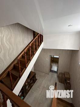 Дом 200м&sup2;, 2-этажный, участок 12 сот.  