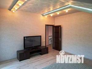 Дом 236м&sup2;, 3-этажный, участок 8 сот.  