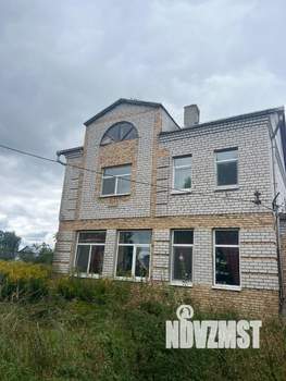 Дом 260м&sup2;, 2-этажный, участок 8 сот.  