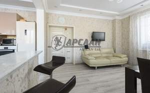 Дом 268м&sup2;, 3-этажный, участок 5 сот.  