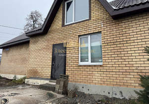 Дом 260м², 2-этажный, участок 4 сот.  