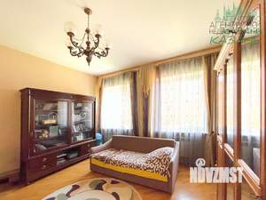 Дом 332м&sup2;, 2-этажный, участок 8 сот.  