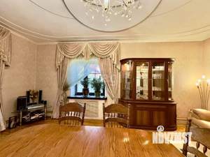 Дом 159м&sup2;, 2-этажный, участок 9 сот.  