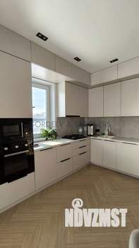 Дом 120м&sup2;, 2-этажный, участок 5 сот.  