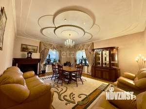 Дом 159м&sup2;, 2-этажный, участок 9 сот.  