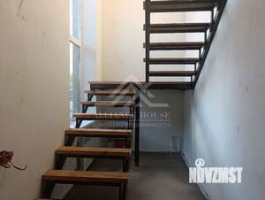 Дом 120м&sup2;, 2-этажный, участок 4 сот.  