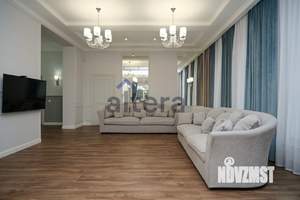 Дом 345м², 3-этажный, участок 20 сот.  