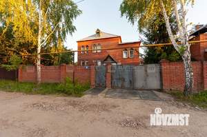 Дом 245м², 2-этажный, участок 9 сот.  
