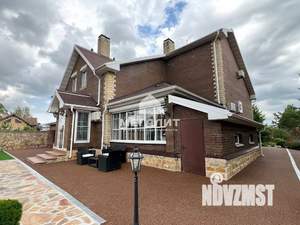 Дом 336м&sup2;, 2-этажный, участок 15 сот.  