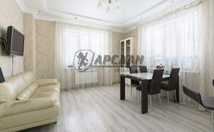 Дом 268м&sup2;, 3-этажный, участок 5 сот.  