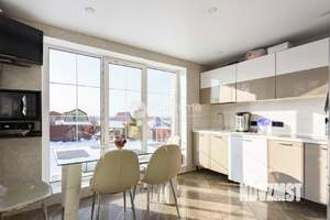 Дом 132м&sup2;, 2-этажный, участок 6 сот.  