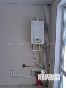 Дом 130м&sup2;, 2-этажный, участок 4 сот.  