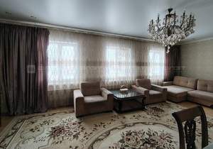 Дом 250м&sup2;, 2-этажный, участок 0 сот.  