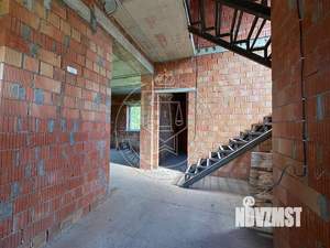 Дом 150м², 2-этажный, участок 6 сот.  