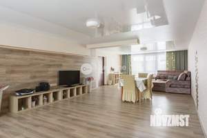 Дом 168м&sup2;, 2-этажный, участок 8 сот.  