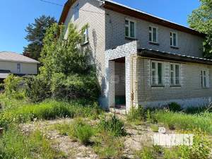 Дом 356м², 3-этажный, участок 18 сот.  