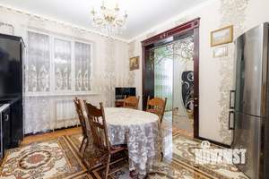 Дом 275м², 2-этажный, участок 12 сот.  