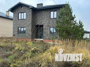 Коттедж 220м², 2-этажный, участок 7 сот.  