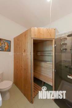 Дом 168м², 2-этажный, участок 5 сот.  