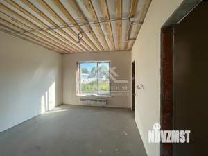 Дом 140м², 2-этажный, участок 5 сот.  