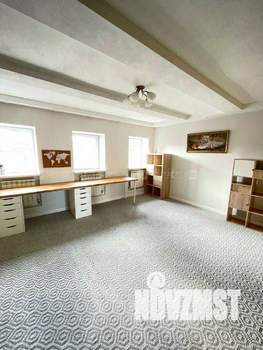 Дом 125м&sup2;, 2-этажный, участок 9 сот.  