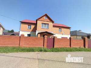 Дом 350м², 2-этажный, участок 15 сот.  