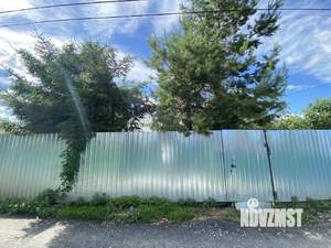 Дом 9м&sup2;, 2-этажный, участок 6 сот.  