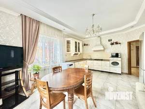 Дом 135м², 1-этажный, участок 6 сот.  