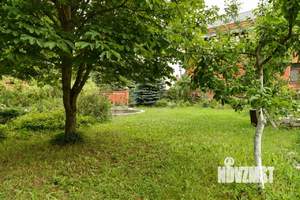 Дом 933м&sup2;, 3-этажный, участок 33 сот.  