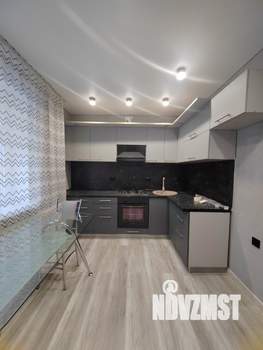 Дом 174м², 2-этажный, участок 6 сот.  