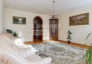 Дом 232м&sup2;, 2-этажный, участок 6 сот.  