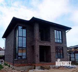 Дом 180м&sup2;, 2-этажный, участок 6 сот.  