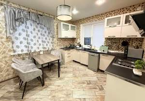 Дом 118м&sup2;, 2-этажный, участок 4 сот.  