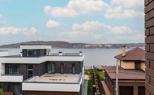 Дом 233м&sup2;, 2-этажный, участок 6 сот.  